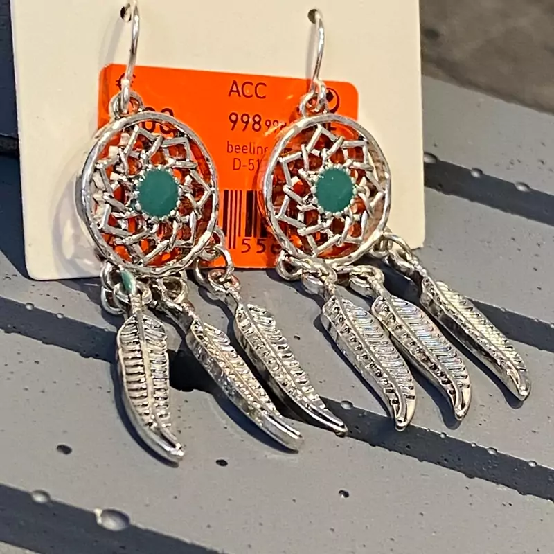 گوشواره ای بسیار زیبا و جذاب وارداتی مناسب کادو