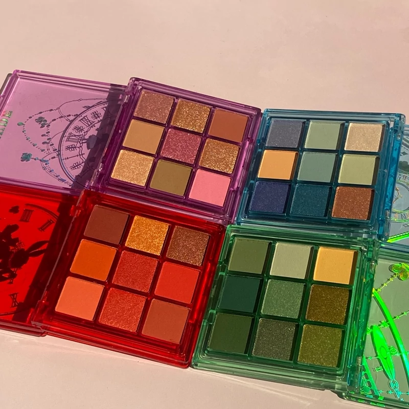 پالت سایه چشم 9 رنگ پینترسی مات و شاین  سایه چشم حرفه ای با پیگمنت بالا و ماندگاری عالی